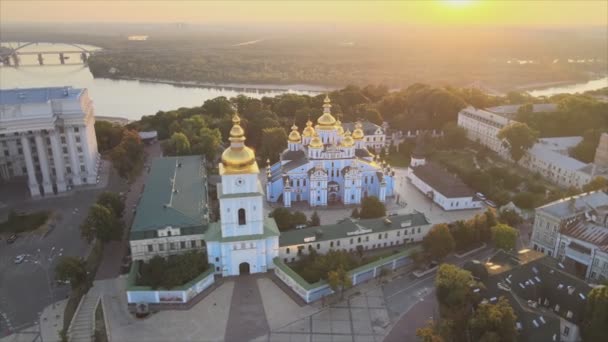 Stock Footage Shows Aerial View Michaels Golden Domed Monastery Kyiv — Stock video