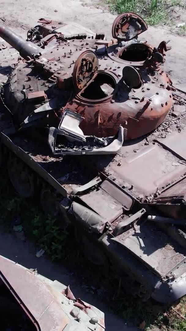 Видео Показан Воздушный Вид Уничтоженной Военной Техники Украине — стоковое видео