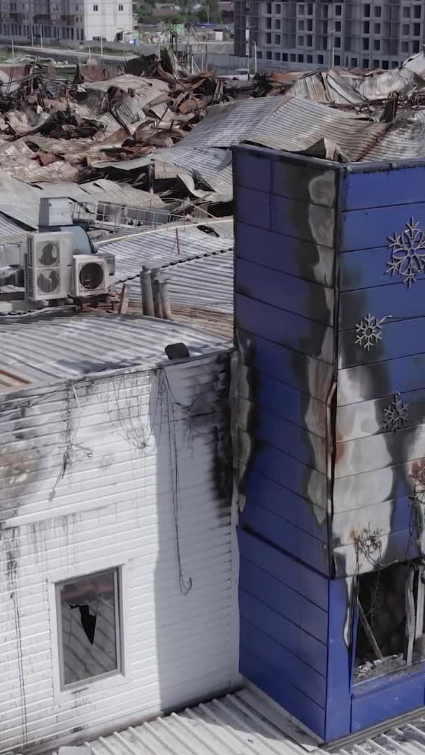 Stock Vertical Video Shows Destroyed War Building Shopping Center Bucha — Stockvideo