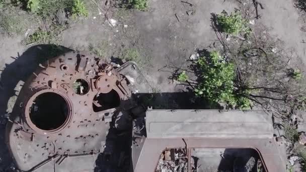 Stock Vertical Video Shows Aerial View Destroyed Military Equipment Ukraine — Vídeos de Stock