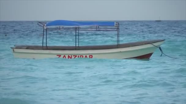 Stock Video Shows Boats Ocean Coast Zanzibar Slow Motion Resolution — Stock Video