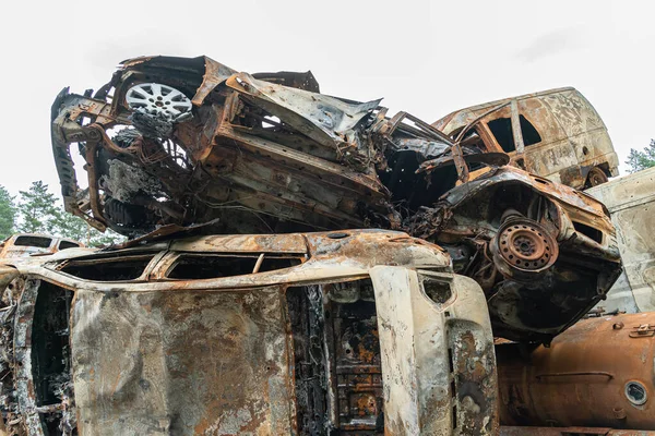 Tőzsdei Fotó Egy Rakás Felgyújtott Autót Mutat Irpin Ben Bucha Jogdíjmentes Stock Képek