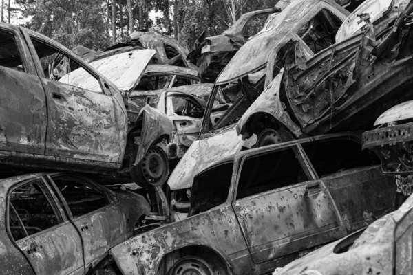 Stock Black White Photo Shows Dump Shot Burned Cars Irpin — 스톡 사진