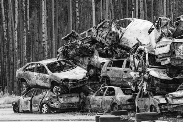 Stock Black White Photo Shows Dump Shot Burned Cars Irpin — Photo