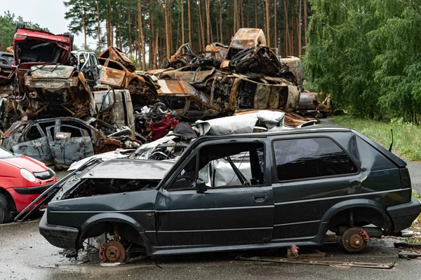 Tőzsdei Fotó Egy Rakás Felgyújtott Autót Mutat Irpin Ben Bucha Stock Fotó