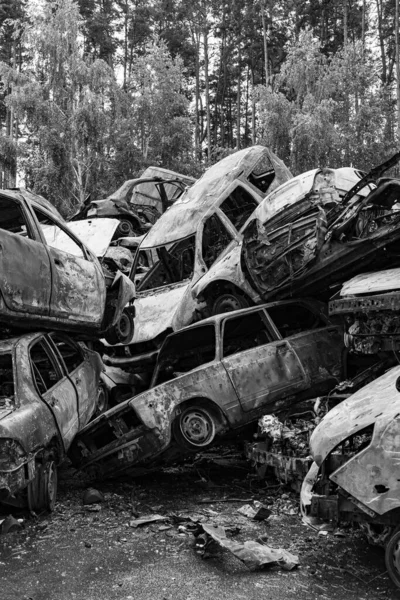 Stock Black White Photo Shows Dump Shot Burned Cars Irpin — Stok fotoğraf