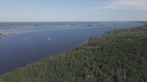 Stok Videosu Ukrayna Daki Dnipro Nehrinin Çözünürlükteki Havadan Görüntüsünü Gösteriyor — Stok video