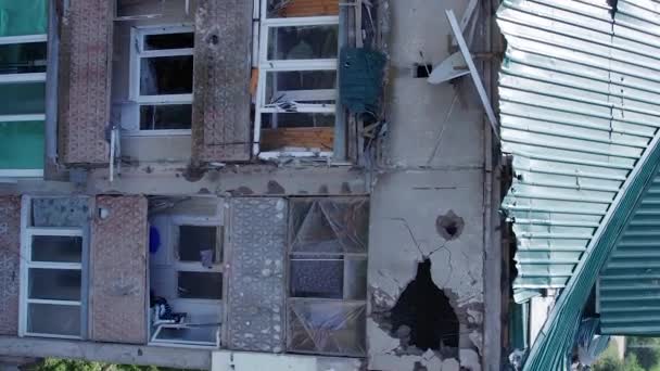Cette Vidéo Verticale Montre Bâtiment Détruit Dans Ville Makariv Pendant — Video