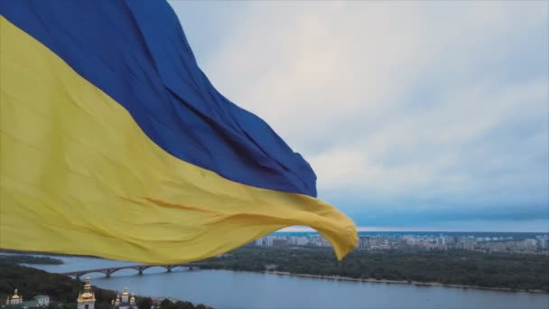 Stock Footage Shows Aerial View National Flag Ukraine Kyiv Resolution — Stockvideo