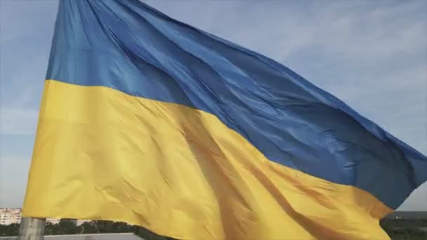 Stock Footage Shows Aerial View National Flag Ukraine Kyiv Resolution — Vídeos de Stock