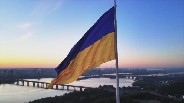 Stock Footage Shows Aerial View National Flag Ukraine Kyiv Resolution — Stock video