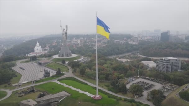 Stock Footage Shows Aerial View National Flag Ukraine Kyiv Resolution — Stok video