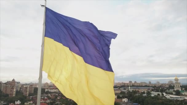 Stock Footage Shows Aerial View National Flag Ukraine Kyiv Resolution — Video Stock