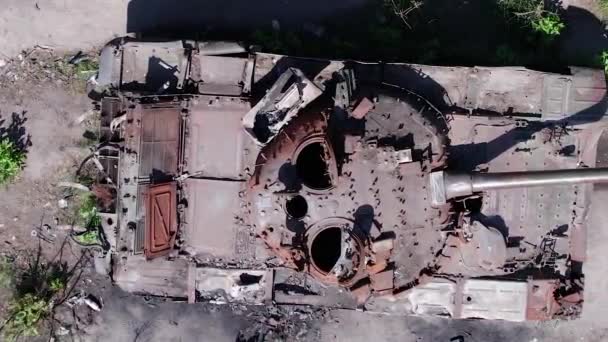 Stock Vertical Video Shows Aerial View Destroyed Military Equipment Ukraine — Vídeos de Stock