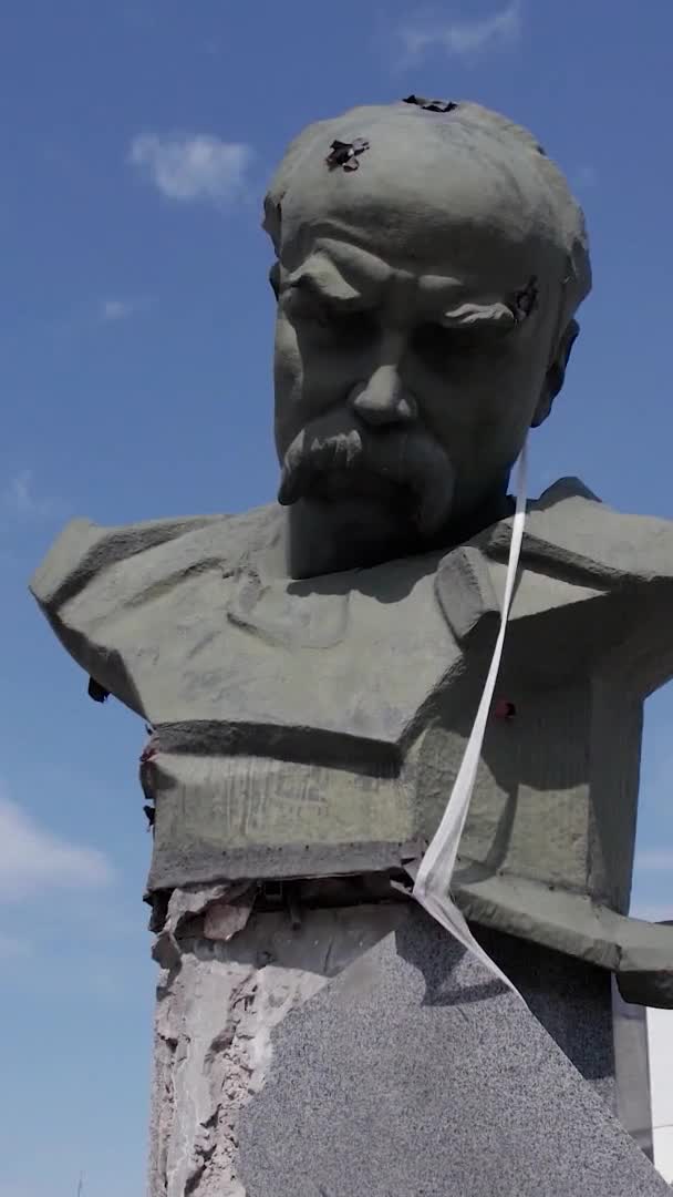 Denna Stock Vertikal Video Visar Den Skjutna Monument Taras Shevchenko — Stockvideo