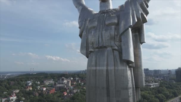 Stock Video Shows Aerial View Symbol Kyiv Ukraine Motherland Monument — Vídeo de Stock