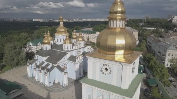 Stock Video Shows Aerial View Sophia Cathedral Kyiv Ukraine Resolution — Stockvideo