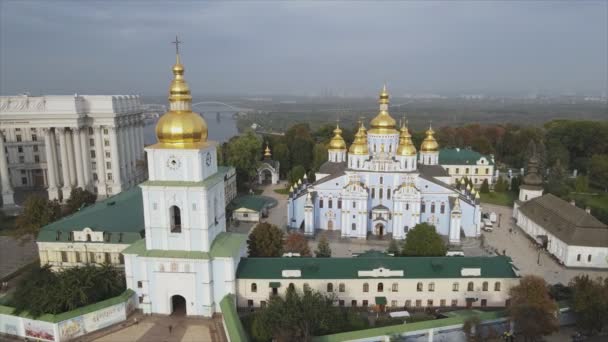 Stock Video Shows Aerial View Michaels Golden Domed Cathedral Kyiv — Video Stock