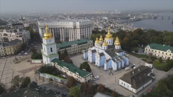 Stock Video Shows Aerial View Michaels Golden Domed Cathedral Kyiv — Αρχείο Βίντεο