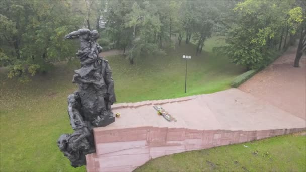 Stock Footage Shows Aerial View Babi Yar Memorial Mass Murder — Αρχείο Βίντεο