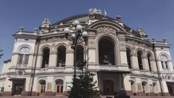 Stock Video Shows Aerial View Building National Opera Kyiv Ukraine — Stockvideo