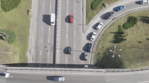 Stock Footage Shows Aerial View Traffic Intersection Cars Driving Kyiv — Stok Video
