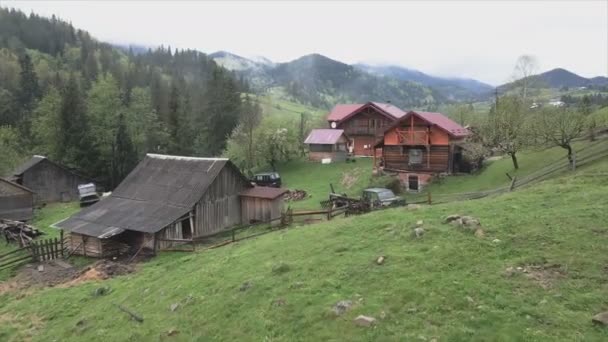Stock Video Shows Aerial View House Carpathian Mountains Ukraine Resolution — ストック動画