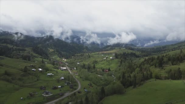 Stock Footage Shows Aerial View Small Village Forest Carpathians Ukraine — Video