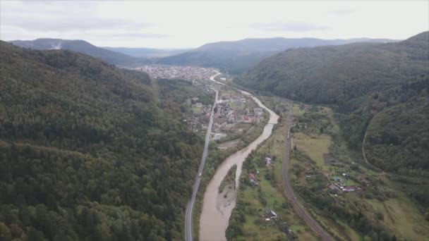 Stock Footage Shows Aerial View Small Village Forest Carpathians Ukraine — 图库视频影像