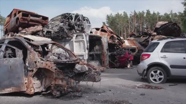 Stock Video Shows Dump Shot Burned Cars Irpin Bucha District — Wideo stockowe