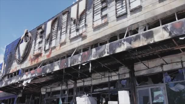 Stock Video Shows Destroyed Building Shopping Center Bucha Ukraine War — Video Stock