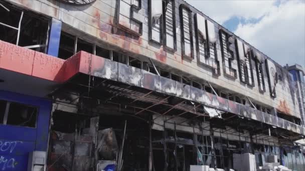 Stock Video Shows Destroyed Building Shopping Center Bucha Ukraine War — Video Stock