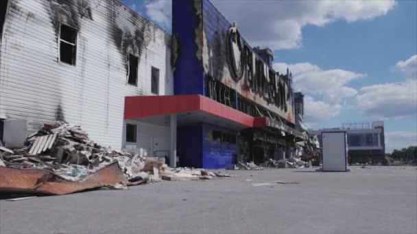 Stock Video Shows Destroyed Building Shopping Center Bucha Ukraine War — Vídeos de Stock
