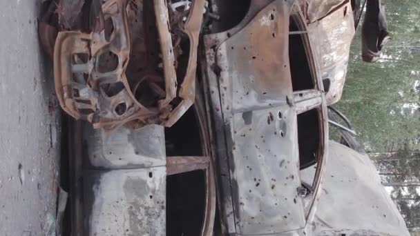 Stock Vertical Video Shows Dump Shot Burned Cars Irpin Bucha — Stock video