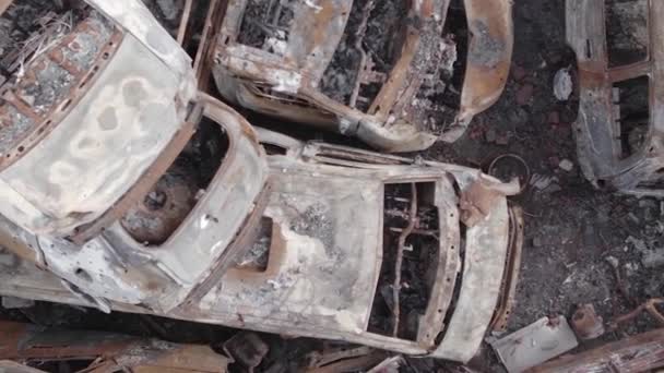 Stock Vertical Video Shows Dump Shot Burned Cars Irpin Bucha — Vídeos de Stock