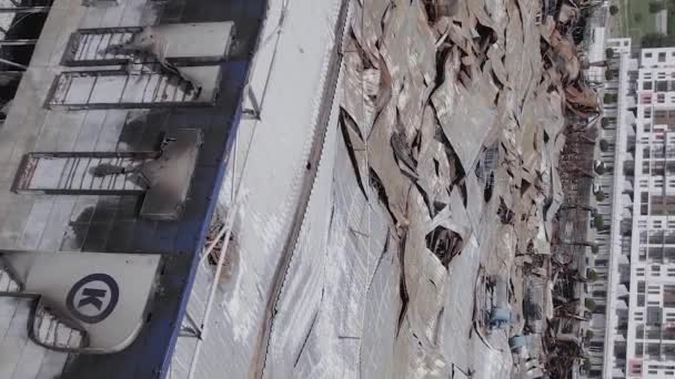 Stock Vertical Video Shows Destroyed Building Shopping Center Bucha War — Stock video