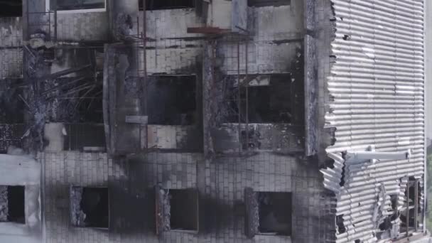 Видео Видно Разрушенное Здание Городе Макаров Время Войны Украине Серое — стоковое видео