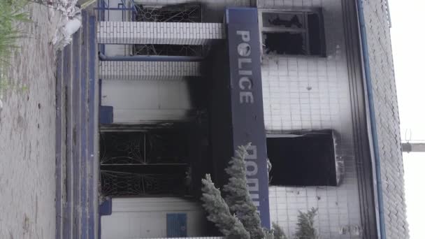 Stock Vertical Video Shows Aftermath War Ukraine Destroyed Burned Building — Wideo stockowe