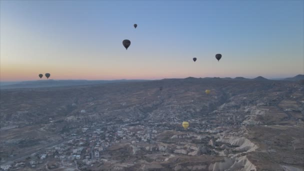 Dieses Archivmaterial Zeigt Luftaufnahmen Von Ballons Himmel Kappadokien Türkei Auflösung — Stockvideo