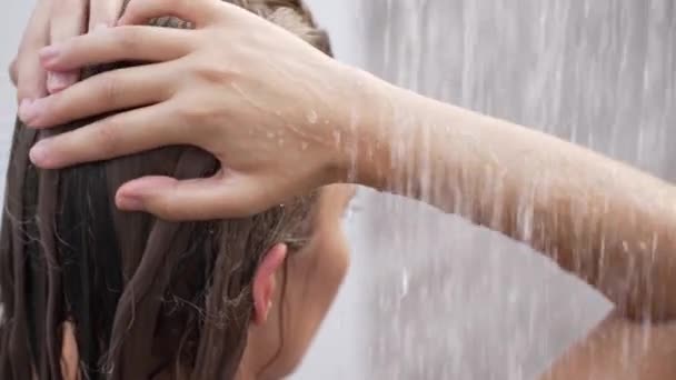 Stock Slow Motion Video Shows Sexy Woman Taking Shower — Stock videók