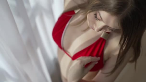 Ten Film Pokazuje Kobietę Erotycznej Seksownej Bieliźnie Zwolnionym Tempie — Wideo stockowe