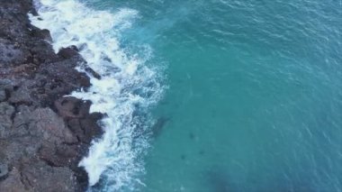 Bu stok görüntüler Türkiye kıyısı yakınlarındaki deniz manzarasını 8K çözünürlükte gösteriyor