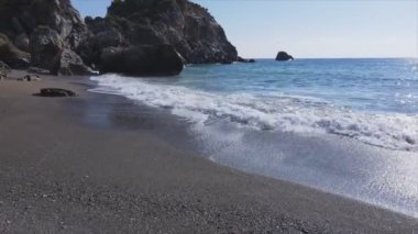 Bu stok görüntüler Türkiye kıyısı yakınlarındaki deniz manzarasını 8K çözünürlükte gösteriyor