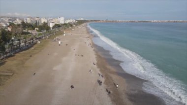 Bu stok görüntüler Türkiye kıyısı yakınlarındaki deniz manzarasını 8K çözünürlükte gösteriyor