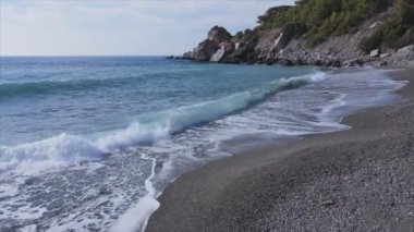 Bu stok görüntüler Türkiye kıyısı yakınlarındaki deniz manzarasını 8K çözünürlükte gösteriyor