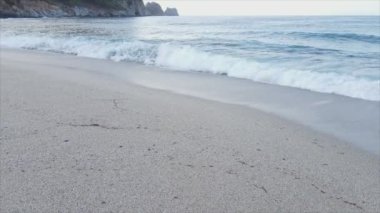 Bu stok görüntüler Türkiye kıyısı yakınlarındaki deniz manzarasını 8K çözünürlükte gösteriyor