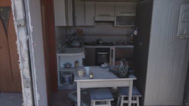 Bu video, Ukrayna 'daki savaşın sonucunu gösteriyor. Borodyanka, Bucha' da 8K çözünürlüklü bir yerleşim yeri.