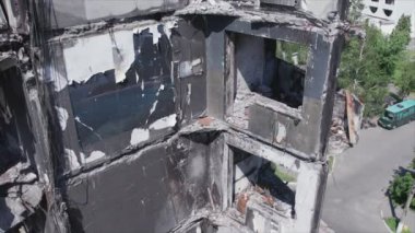 Bu video, Ukrayna 'daki savaşın sonucunu gösteriyor. Borodyanka, Bucha' da 8K çözünürlüklü bir yerleşim yeri.