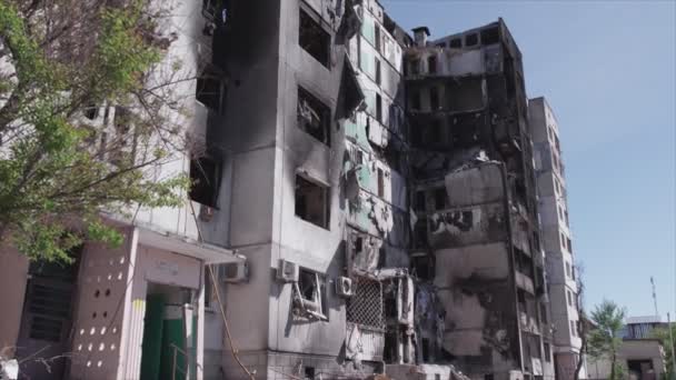 Este Vídeo Mostra Consequências Guerra Ucrânia Edifício Residencial Destruído Borodyanka — Vídeo de Stock