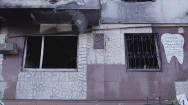 Bu video, Ukrayna 'daki savaşın sonucunu gösteriyor. Borodyanka, Bucha' da 8K çözünürlüklü bir yerleşim yeri.